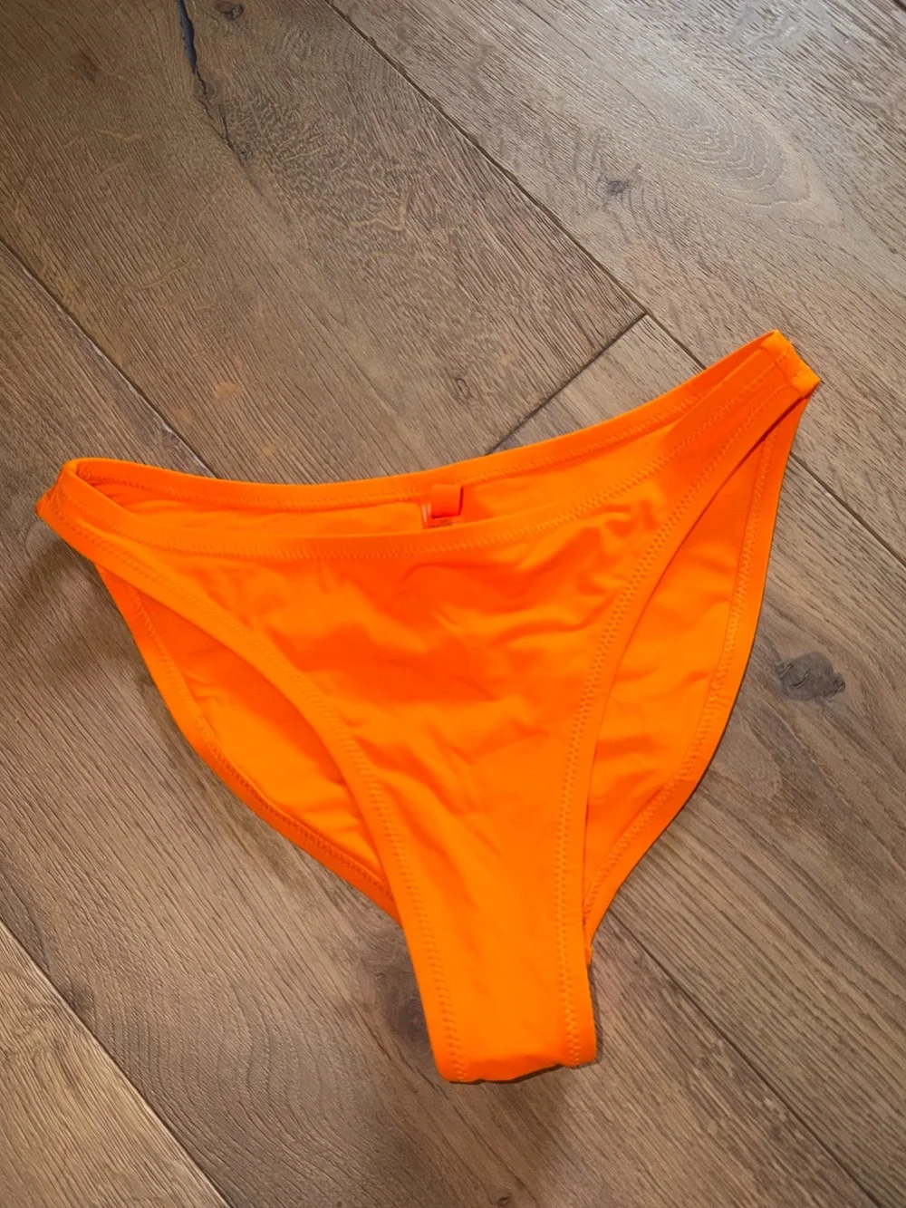 SKIMS Mid Coverage Bikini Bottoms Neon Orange NWOT Small swim beach - Picture 1 of 8